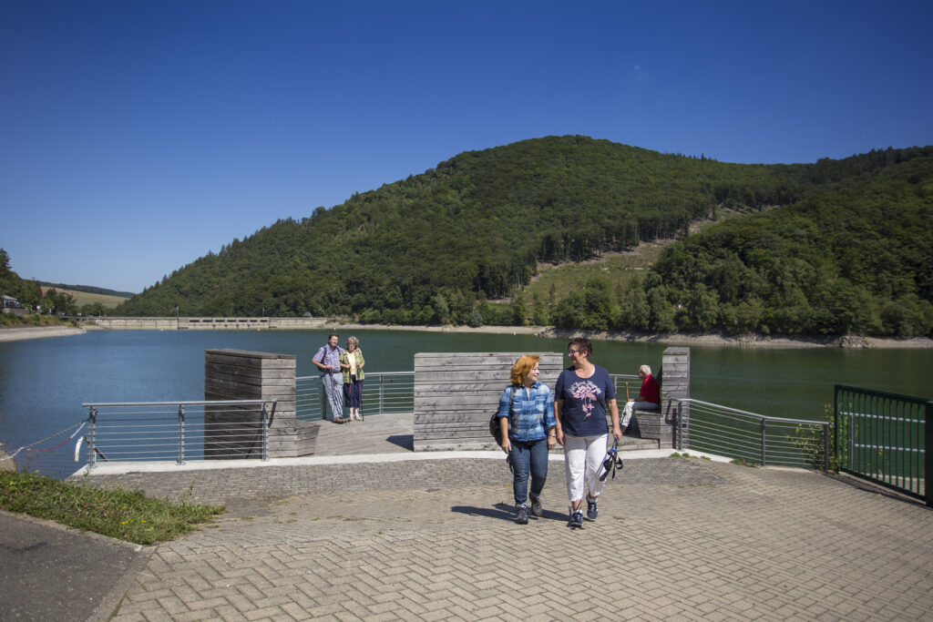 Wanderung um den Diemelsee